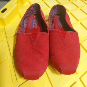 ❗2 for $15❗Bob's size 9.5